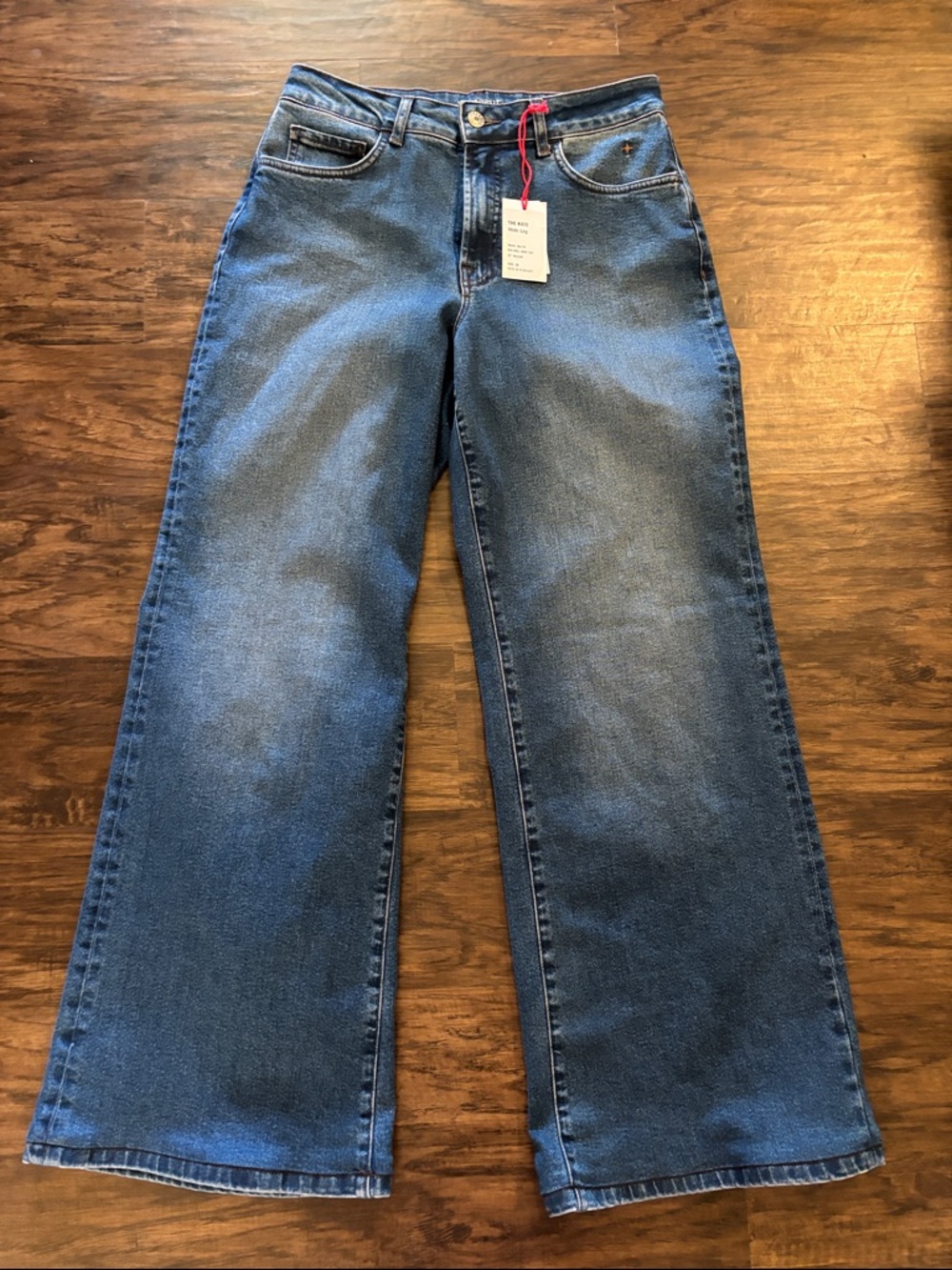 High-Rise Wide-Leg Jeans in Medium Blue Wash
